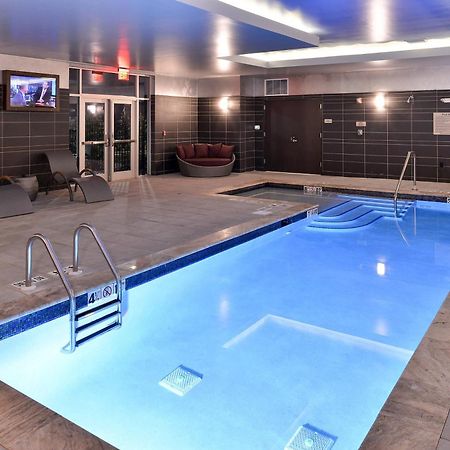 Springhill Suites By Marriott Raleigh Кари Екстериор снимка
